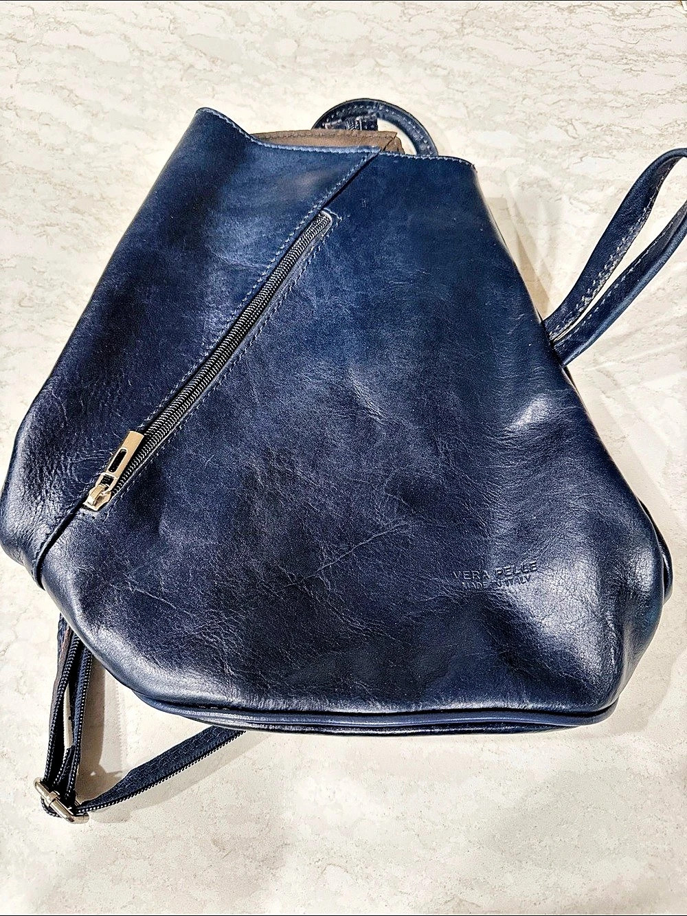 Vera Pelle Leather Backpack in Blue